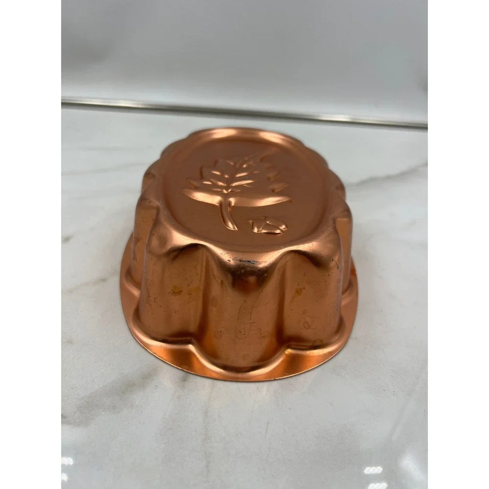 Vintage Autumn Leaf Copper Mold 3 Cup Scalloped Oval Jello Cake Tin Wall Decor